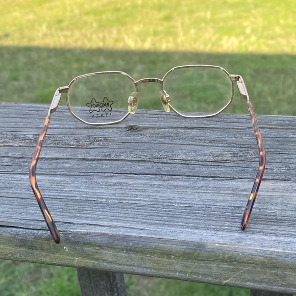 Luxottica frames Italy Gold electroplated Octagonal Metal Glasses 46[]17 125 - Picture 8 of 8